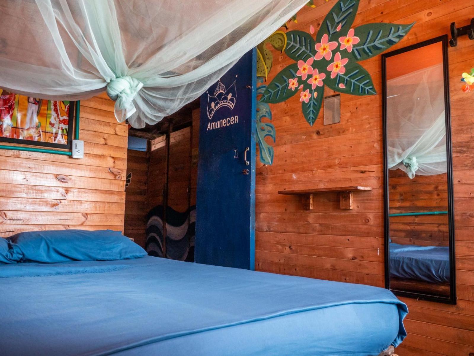 A Orilla Del Mar En Baru Hostel Cartagena Bagian luar foto